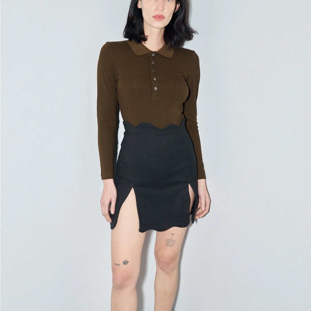 Fashion Brand Company Ink Stain Mini Skirt Size M in Black